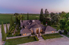 Chateau Robles -Vineyard English Garden